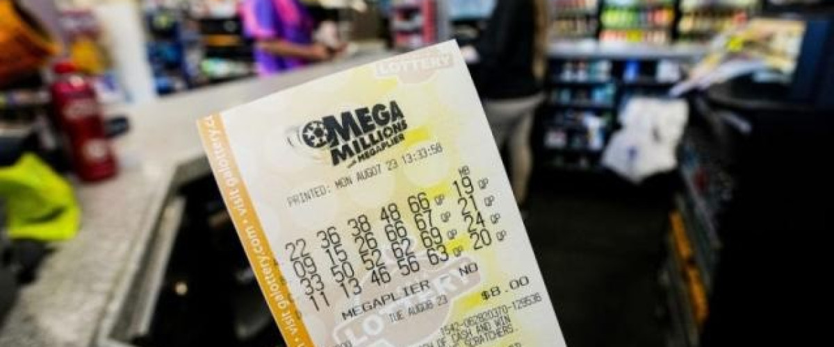 Ecco uno dei due vincitori dell'incredibile doppio jackpot al Mega Millions nello stesso locale a LA